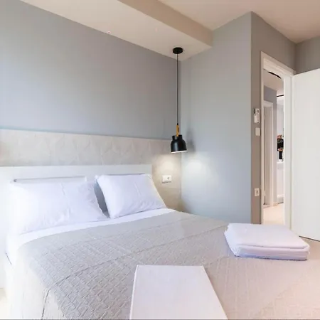25central Apt-2br Lejlighed
