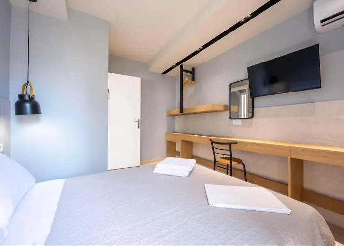 Apartment 25central Apt-2br *