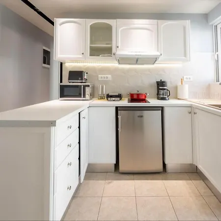 25central Apt-2br Apartment